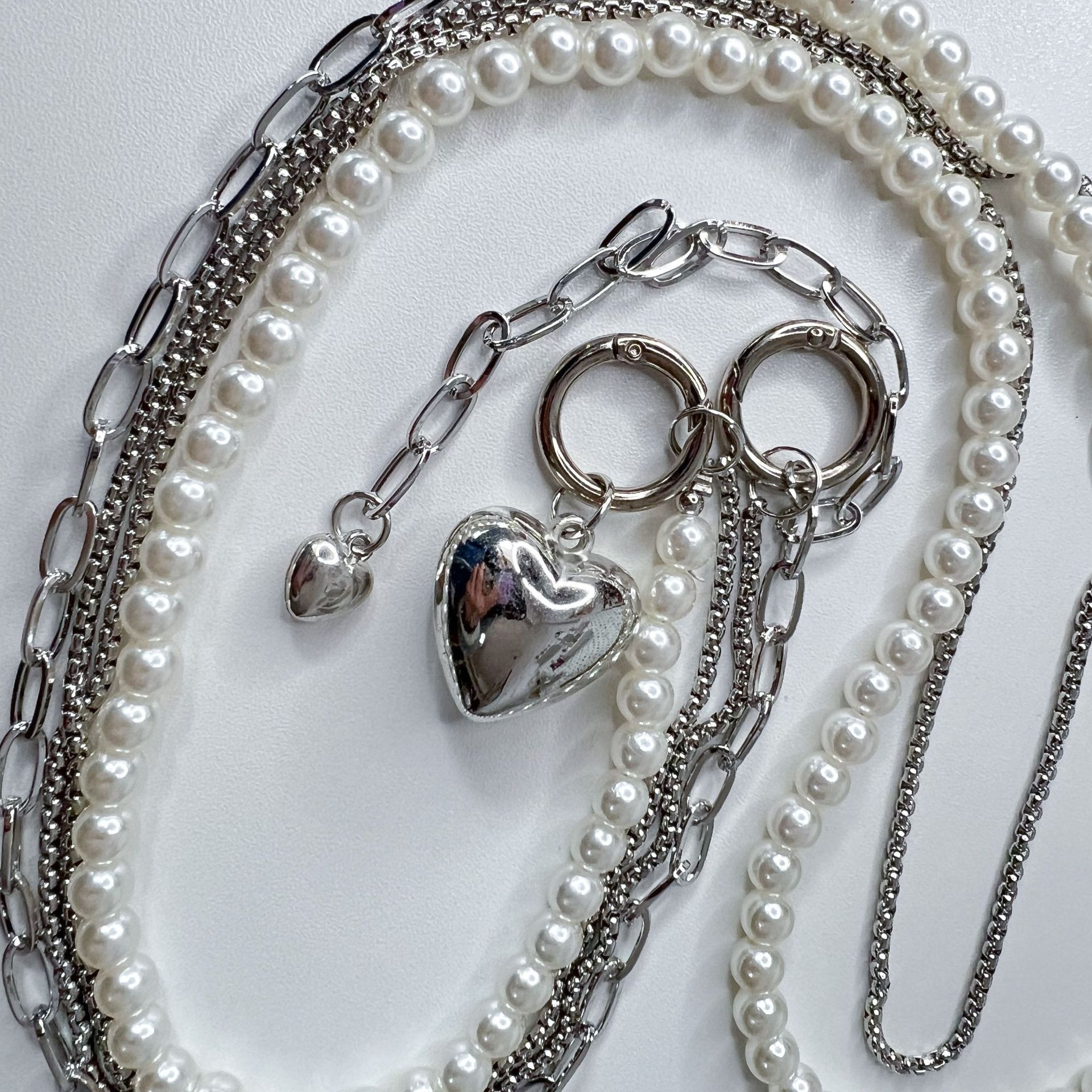 Long Pearl Phone Lanyard Handm - Phone Accessories Pictures avis et prix